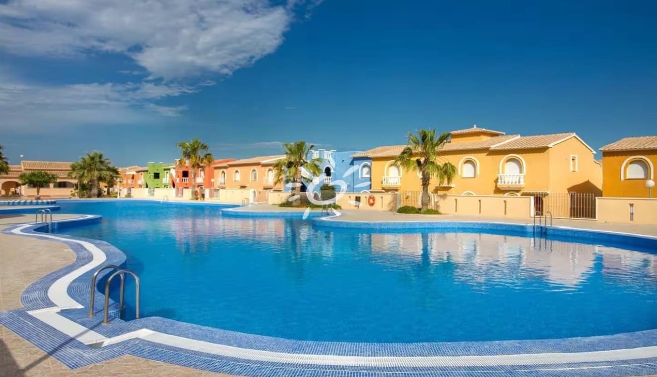 2 soveværelse Lejlighed til salg i Cumbre del Sol med swimmingpool - € 215.000 (Ref: 9841402)