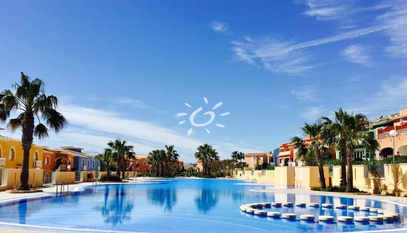 2 soveværelse Lejlighed til salg i Cumbre del Sol med swimmingpool - € 215.000 (Ref: 9841402)