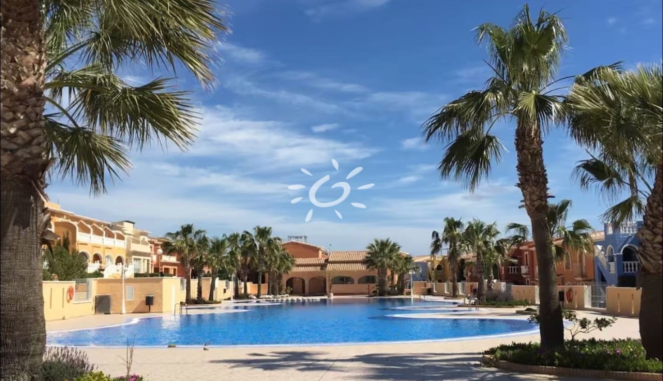 2 soveværelse Lejlighed til salg i Cumbre del Sol med swimmingpool - € 215.000 (Ref: 9841402)