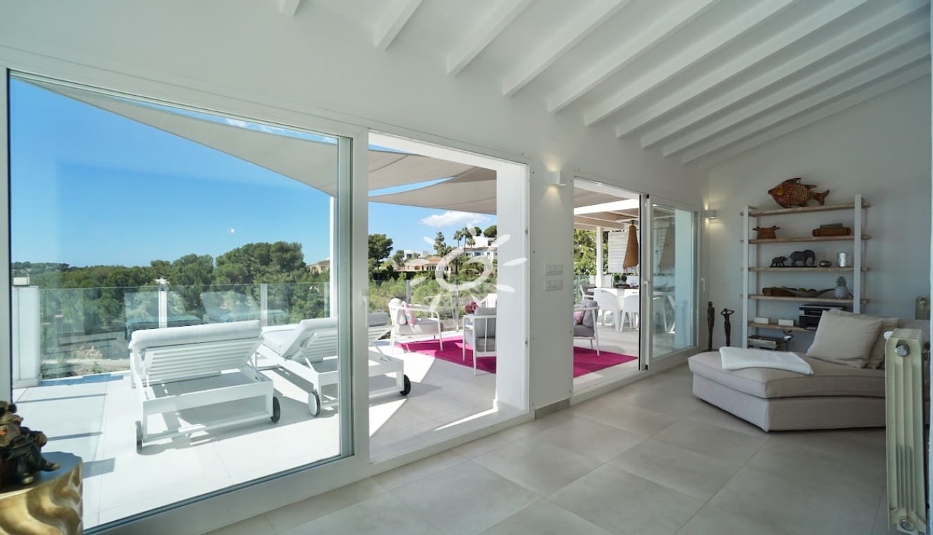 4 Zimmer Villa zu verkaufen in Moraira mit Pool - 1.270.000 € (Ref: 9841856)
