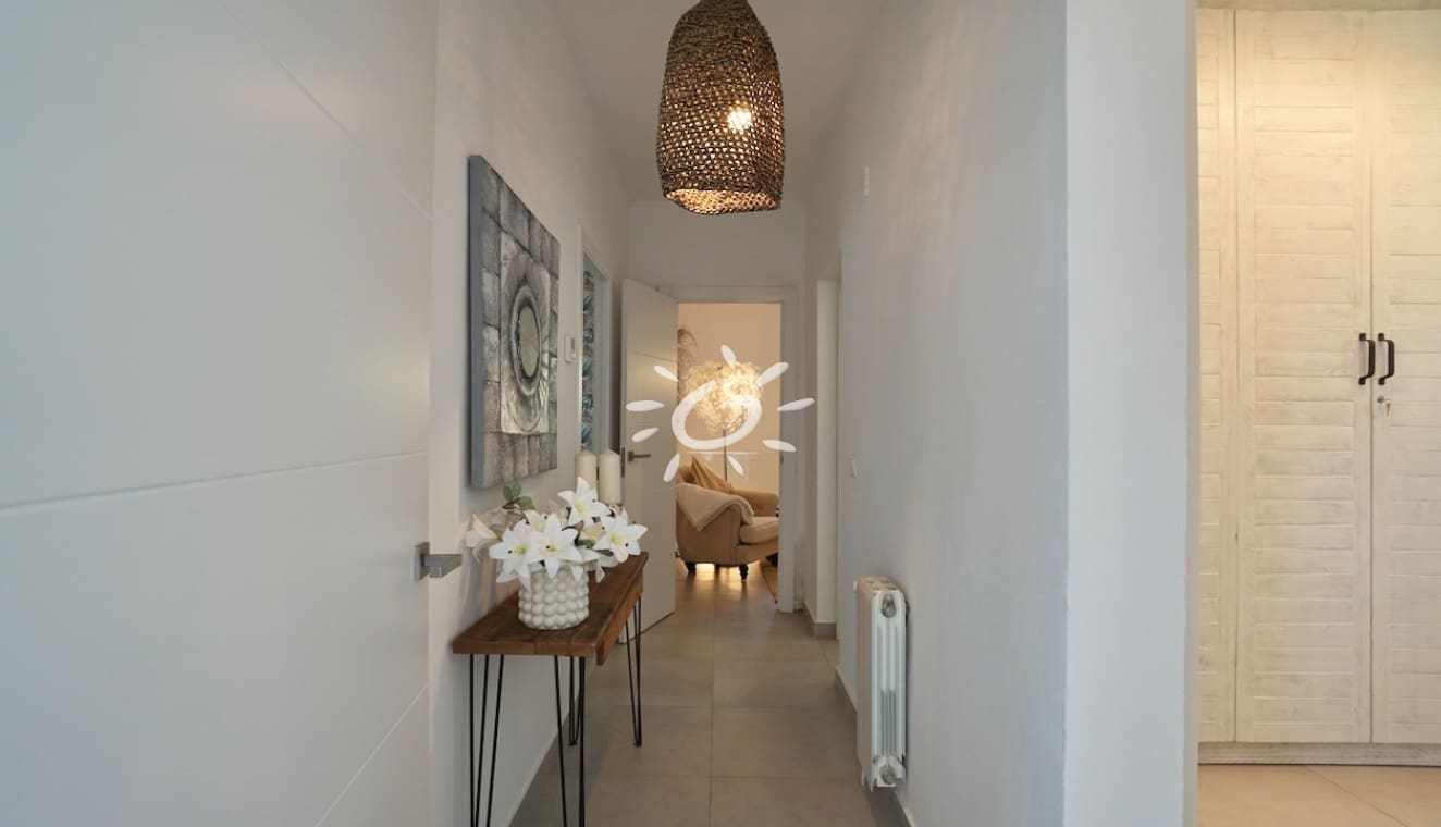 4 Zimmer Villa zu verkaufen in Moraira mit Pool - 1.270.000 € (Ref: 9841856)