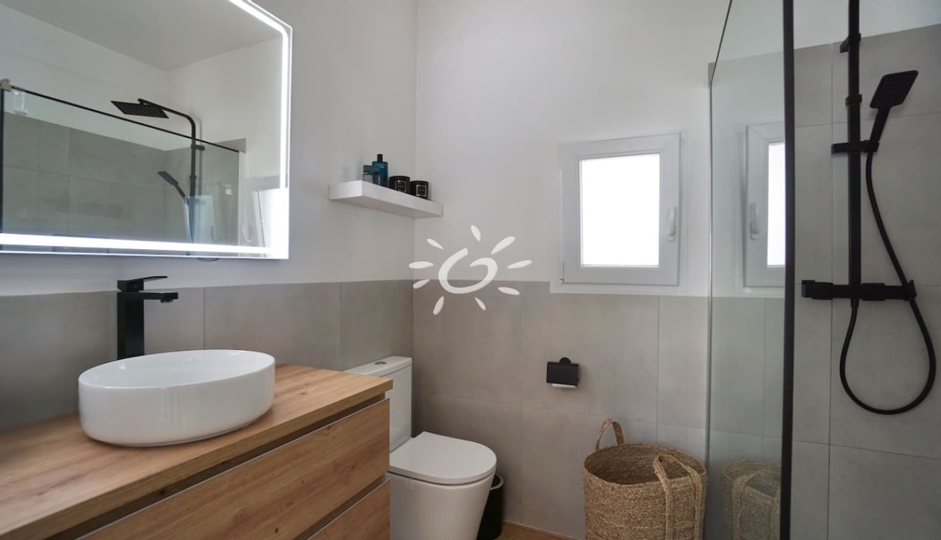 4 Zimmer Villa zu verkaufen in Moraira mit Pool - 1.270.000 € (Ref: 9841856)