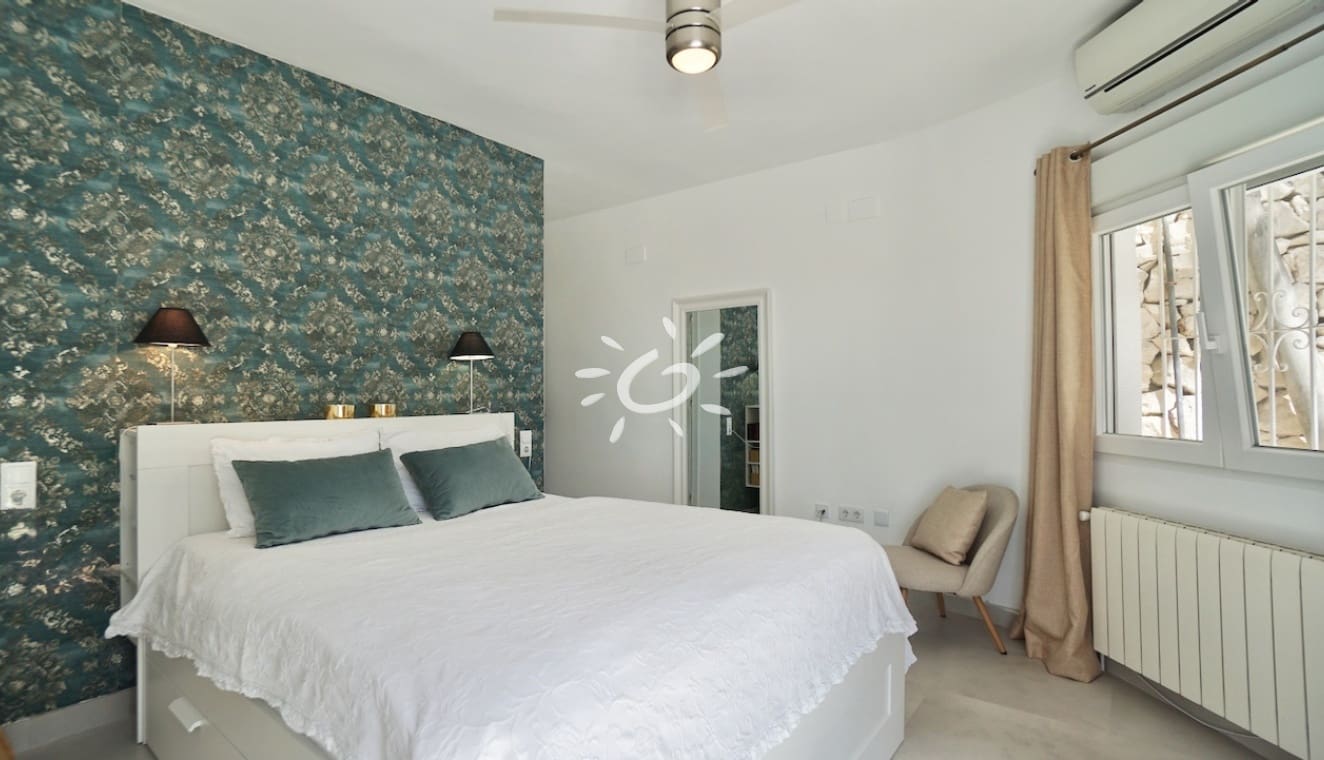 4 Zimmer Villa zu verkaufen in Moraira mit Pool - 1.270.000 € (Ref: 9841856)
