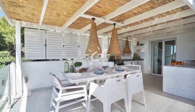 Chalet de 4 habitaciones en Moraira, Teulada-Moraira en venta con piscina - 1.270.000 € (Ref: 9841856)