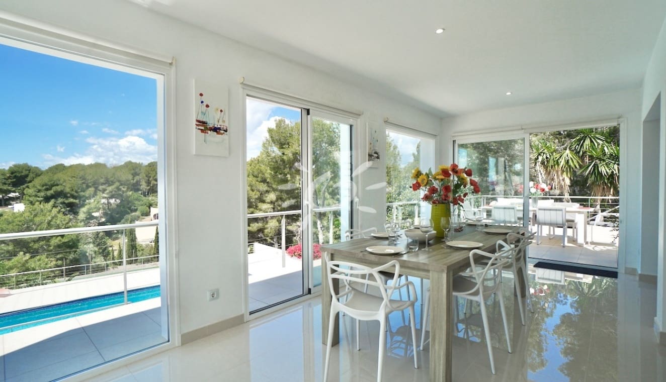 5 bedroom Villa for sale in Moraira with pool - € 2,390,000 (Ref: 9858428)