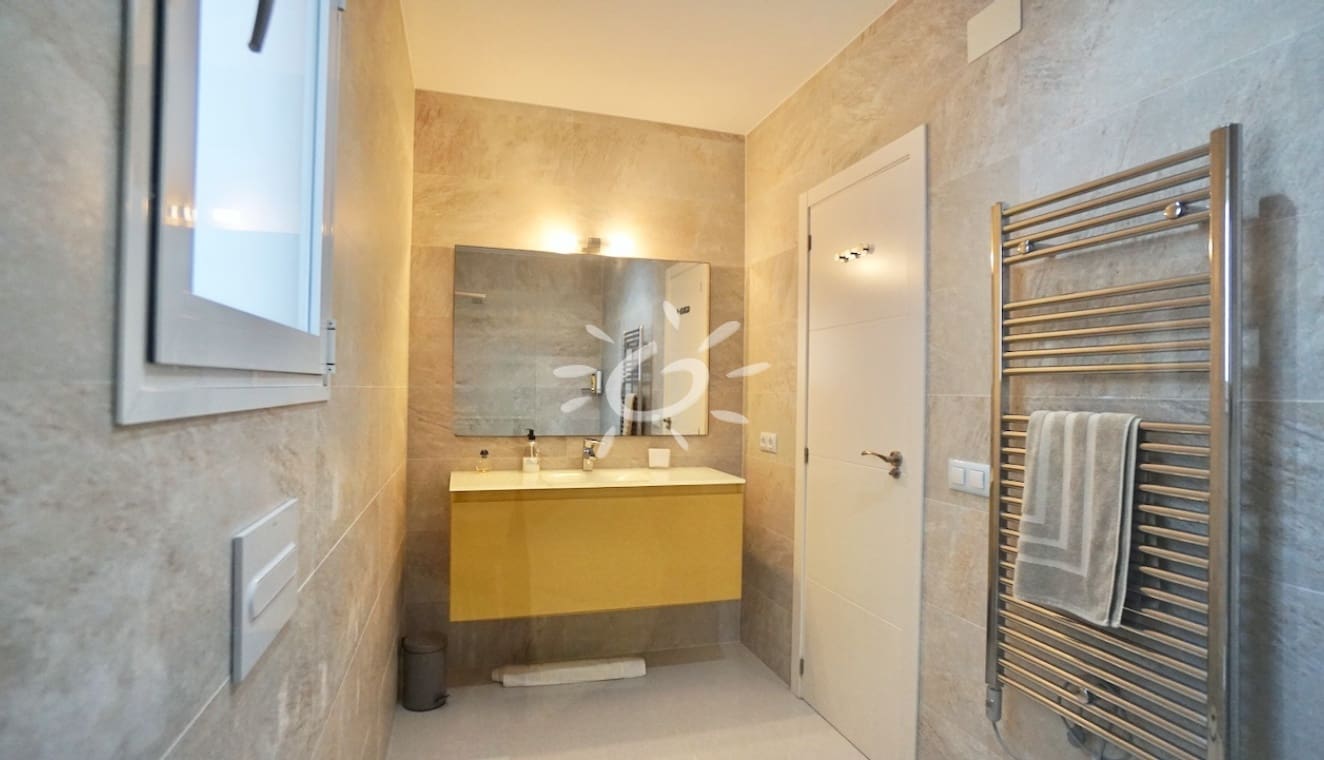 5 bedroom Villa for sale in Moraira with pool - € 2,390,000 (Ref: 9858428)