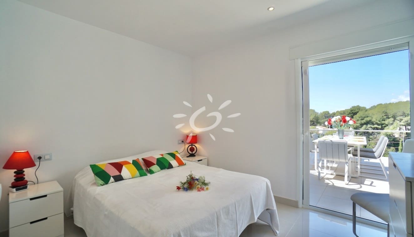 5 bedroom Villa for sale in Moraira with pool - € 2,390,000 (Ref: 9858428)