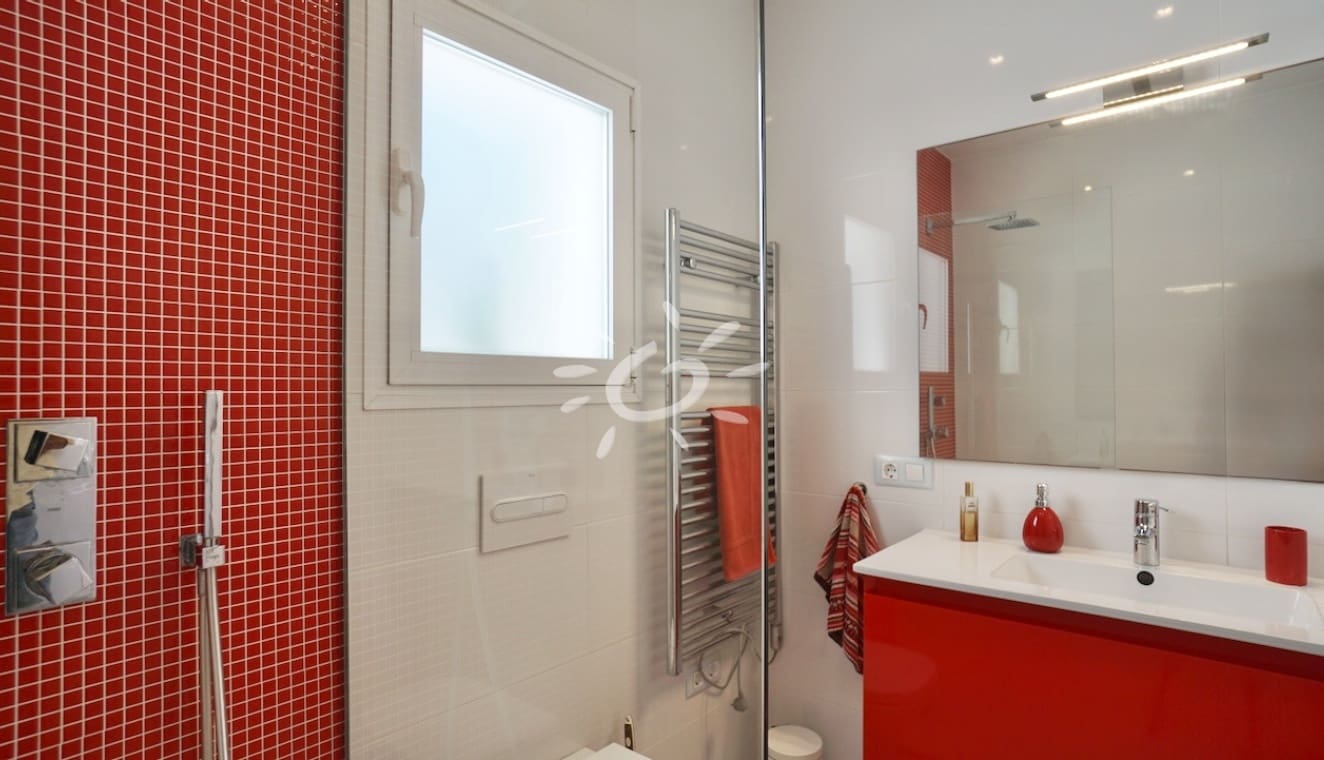5 bedroom Villa for sale in Moraira with pool - € 2,390,000 (Ref: 9858428)