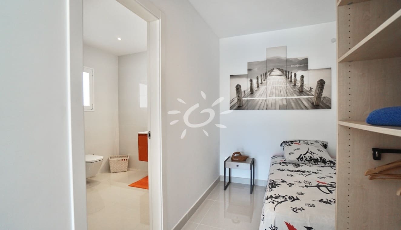5 bedroom Villa for sale in Moraira with pool - € 2,390,000 (Ref: 9858428)