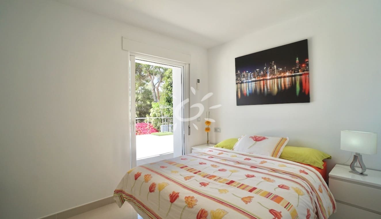 5 bedroom Villa for sale in Moraira with pool - € 2,390,000 (Ref: 9858428)