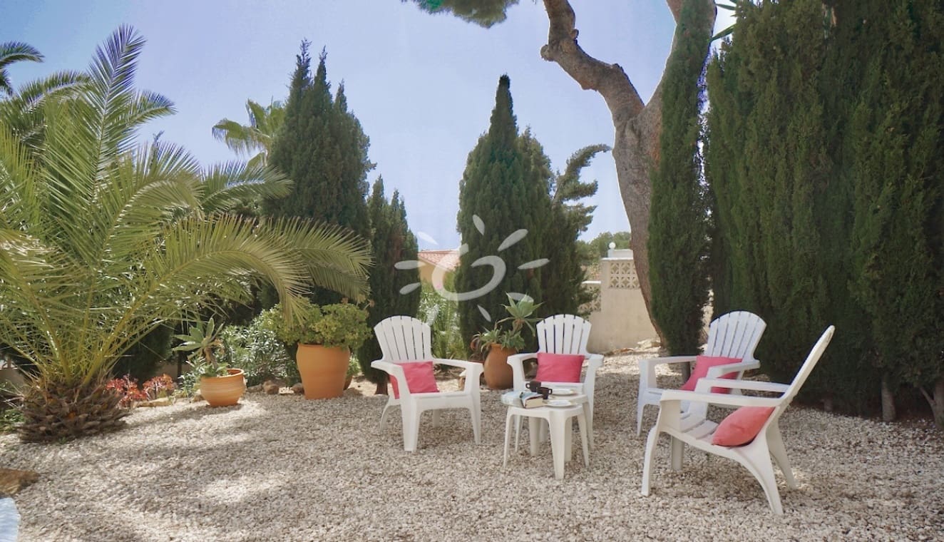 3 bedroom Villa for sale in Moraira with pool garage - € 1,050,000 (Ref: 9858864)