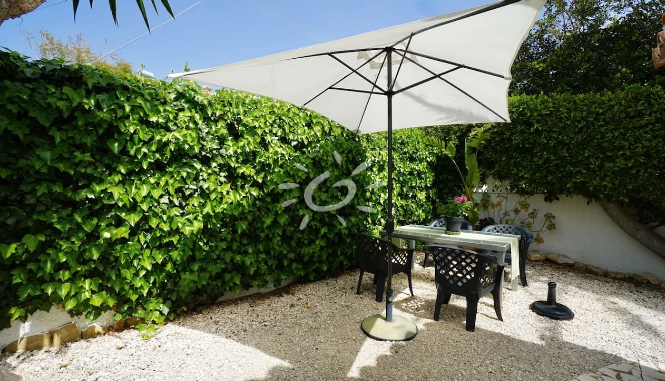 3 bedroom Villa for sale in Moraira with pool garage - € 1,050,000 (Ref: 9858864)