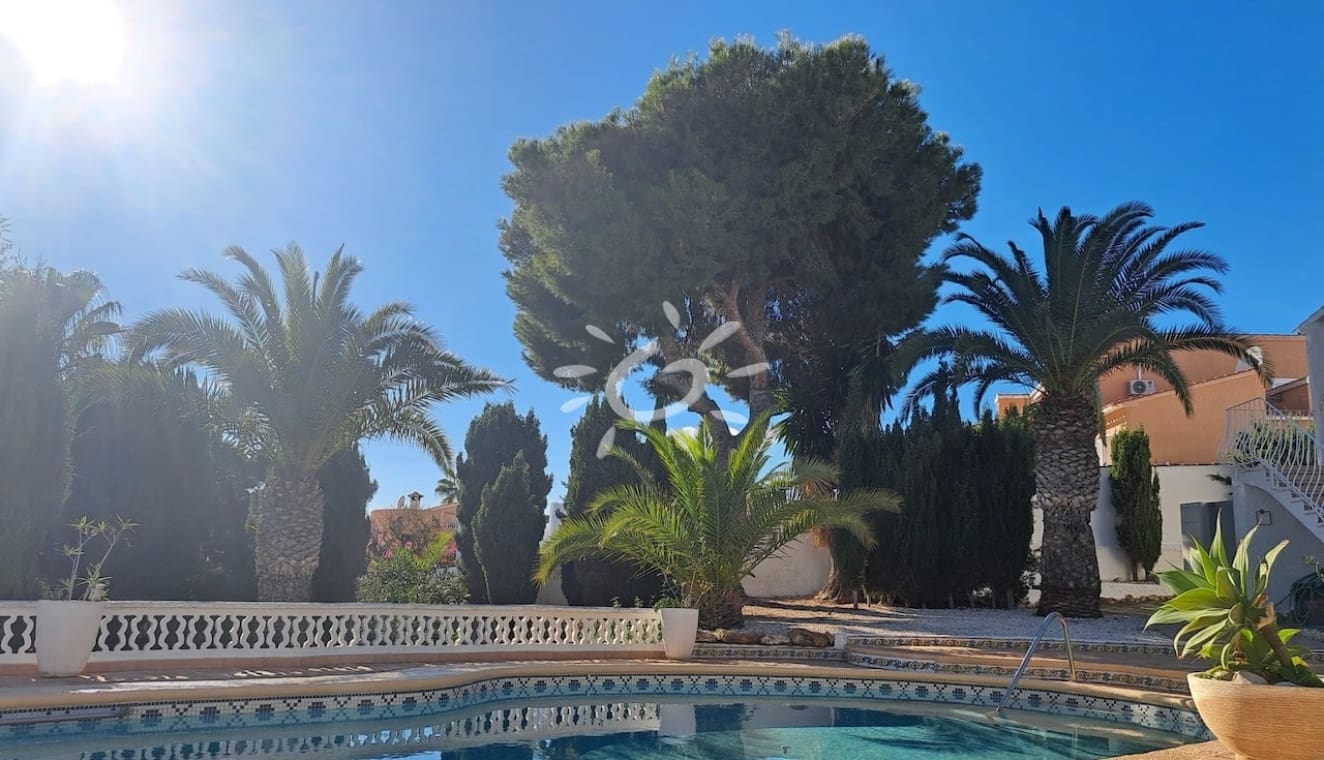 3 soveværelse Villa til salg i Moraira med swimmingpool garage - € 795.000 (Ref: 9858864)