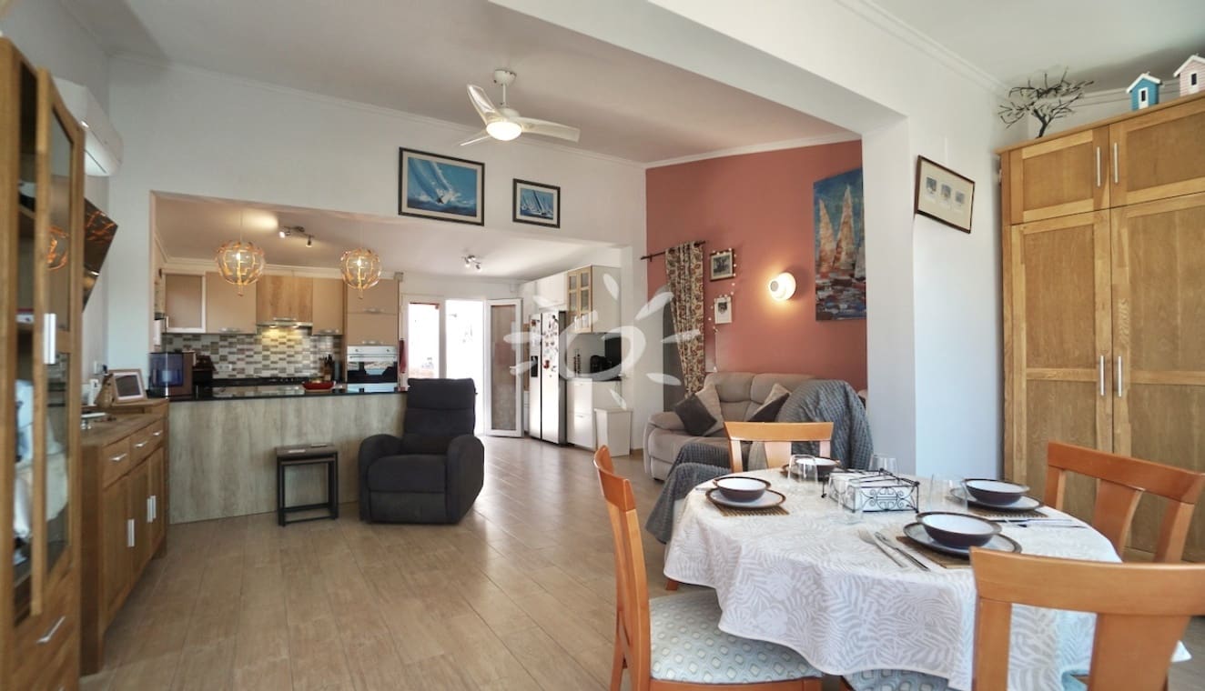 2 soveværelse Villa til salg i Moraira - € 435.000 (Ref: 9861247)