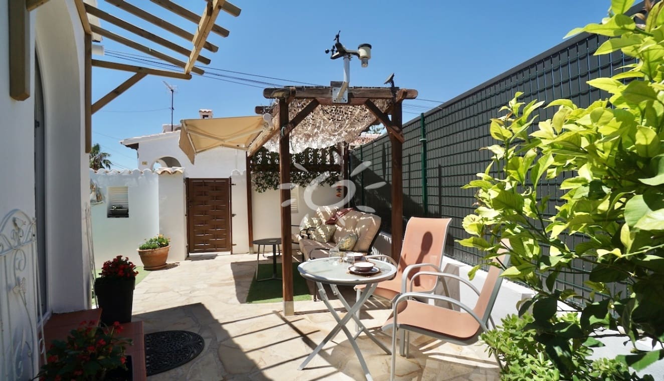 2 soveværelse Villa til salg i Moraira - € 435.000 (Ref: 9861247)