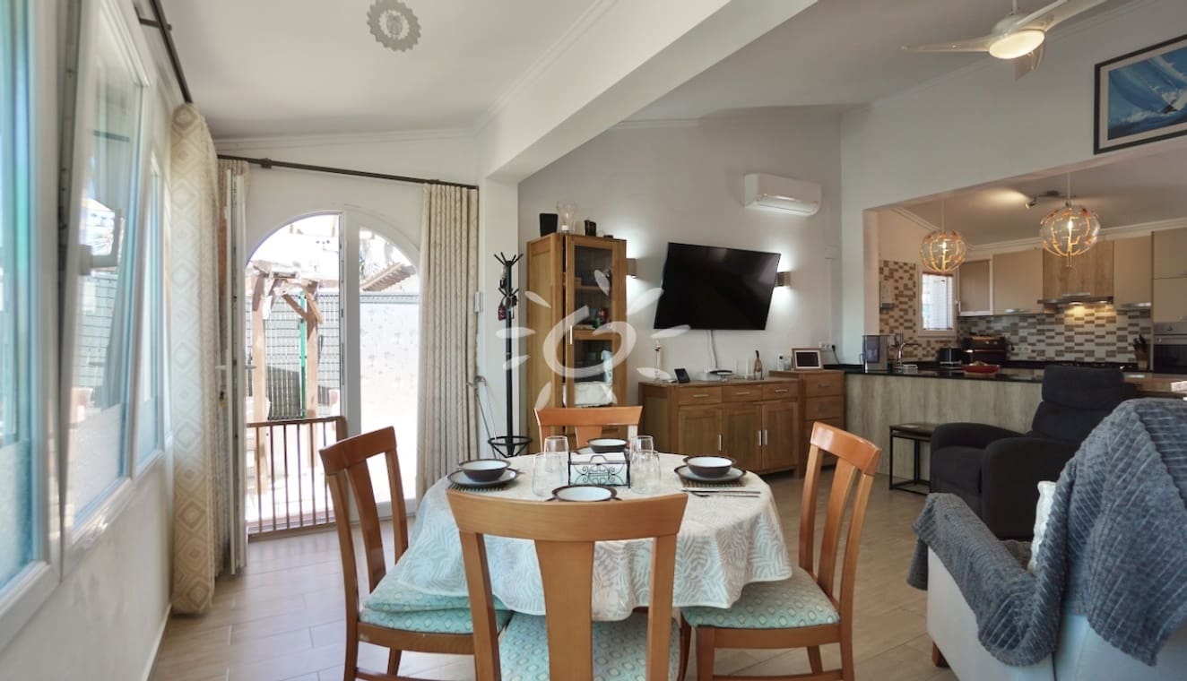 2 soveværelse Villa til salg i Moraira - € 435.000 (Ref: 9861247)