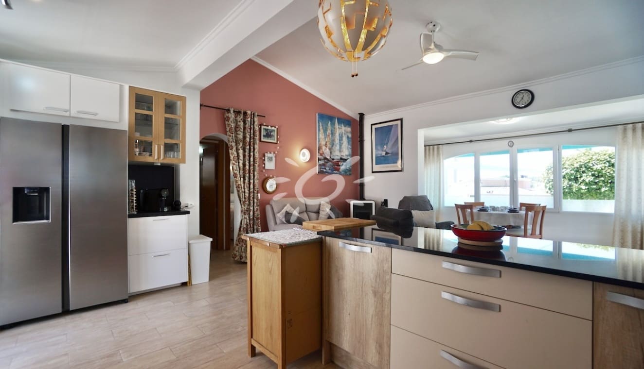 2 soveværelse Villa til salg i Moraira - € 435.000 (Ref: 9861247)