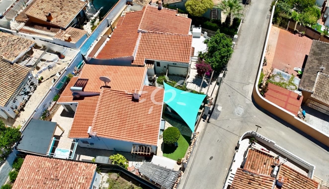 2 soveværelse Villa til salg i Moraira - € 435.000 (Ref: 9861247)