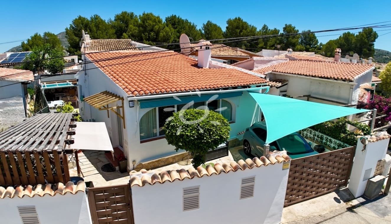2 soveværelse Villa til salg i Moraira - € 435.000 (Ref: 9861247)