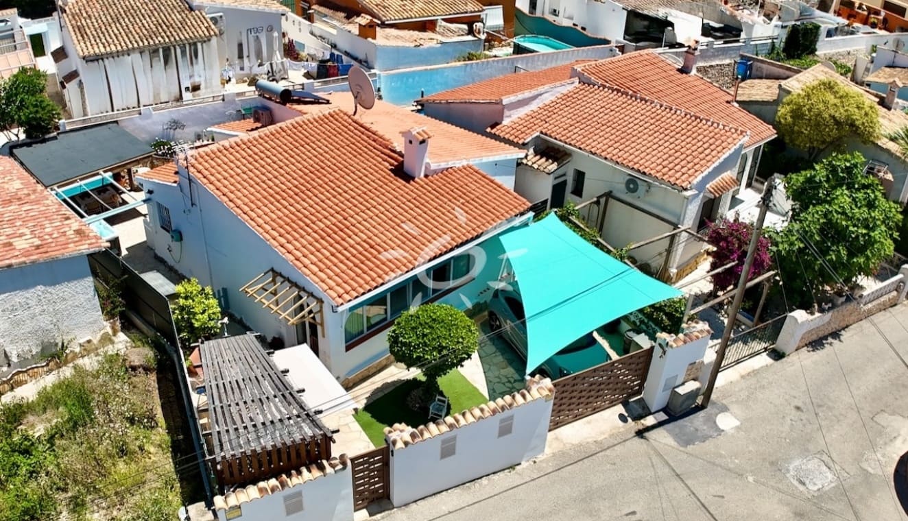 2 soveværelse Villa til salg i Moraira - € 435.000 (Ref: 9861247)