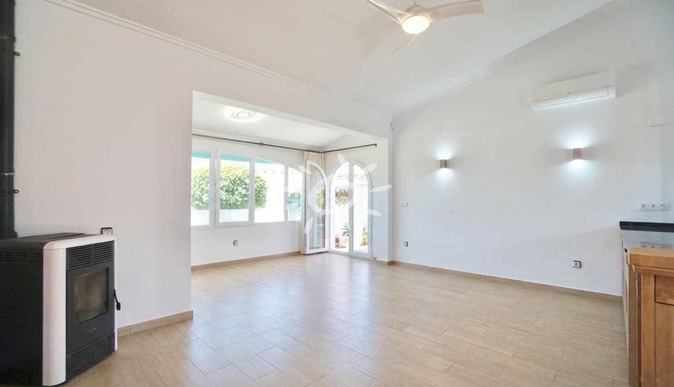 2 soveværelse Villa til salg i Moraira - € 429.000 (Ref: 9861247)