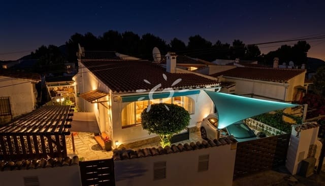 2 Zimmer Villa zu verkaufen in Moraira, Teulada-Moraira - 429.000 € (Ref: 9861247)