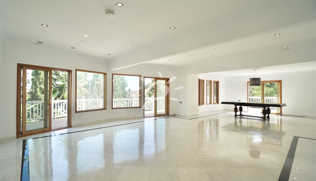 7 sypialnia Willa na sprzedaż w Benahavis z basenem garażem - 1 779 500 € (Ref: 9893070)