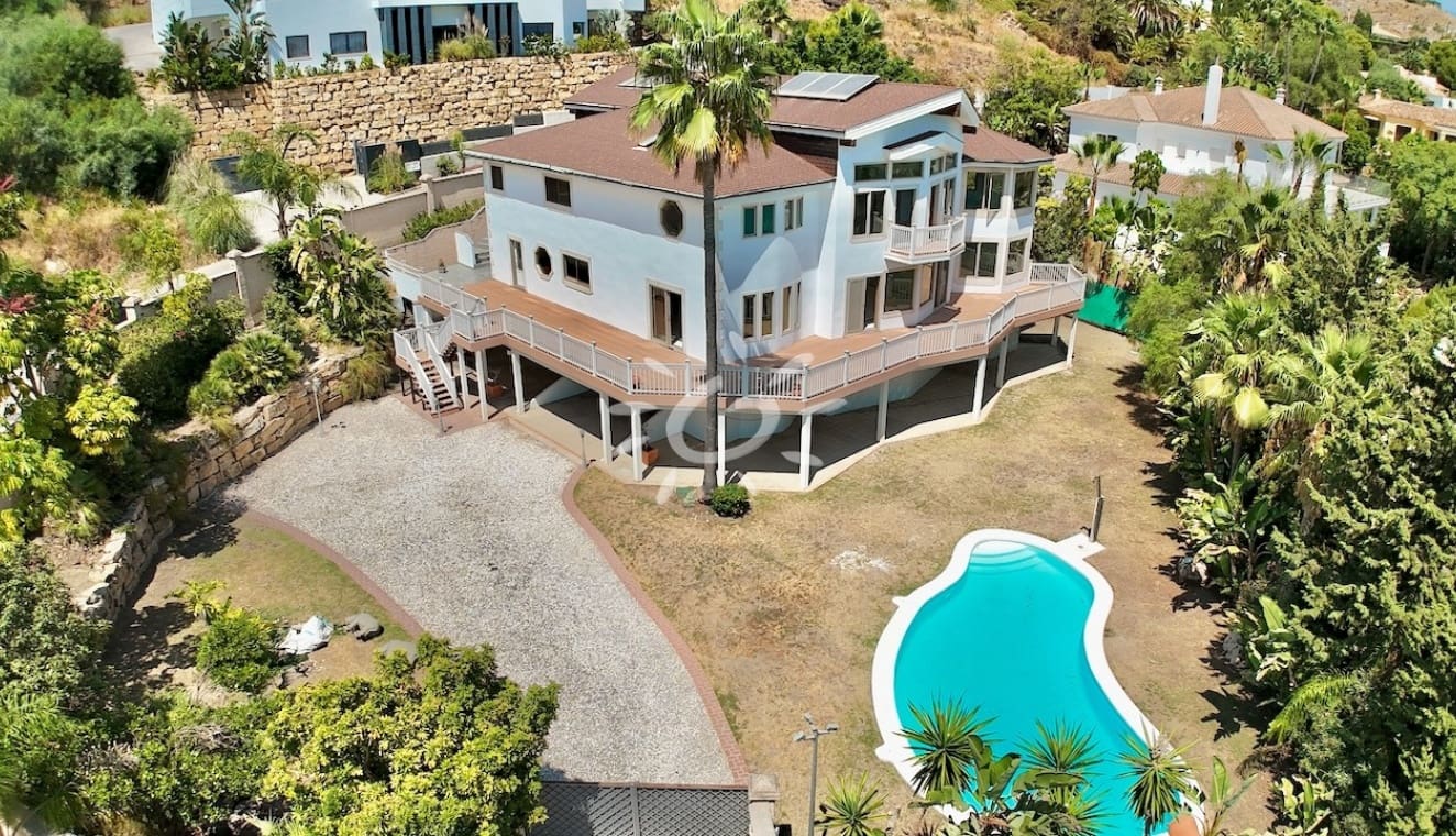 7 sypialnia Willa na sprzedaż w Benahavis z basenem garażem - 1 779 500 € (Ref: 9893070)