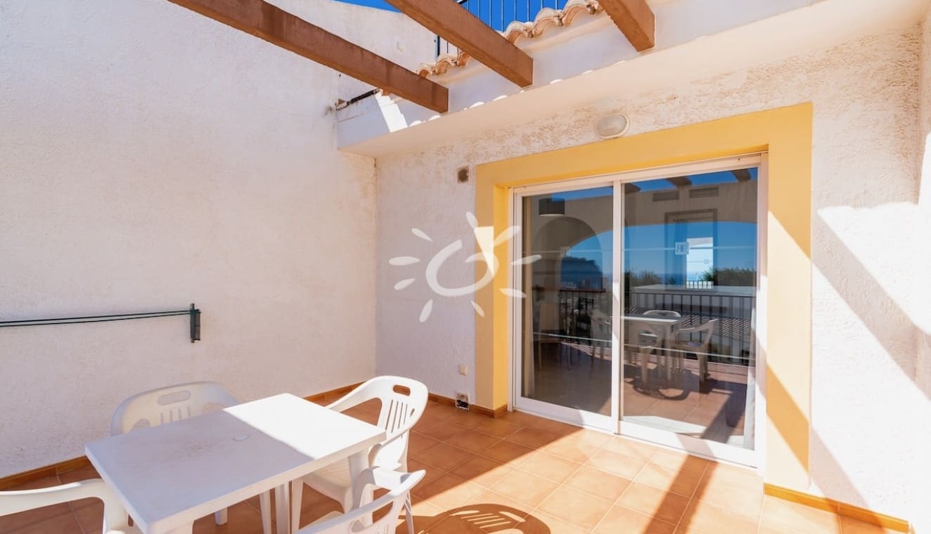 1 chambre Bungalow à vendre à Calpe / Calp avec piscine garage - 190 000 € (Ref: 9896892)