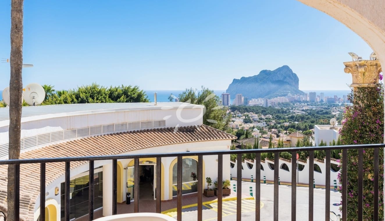 1 chambre Bungalow à vendre à Calpe / Calp avec piscine garage - 190 000 € (Ref: 9896892)