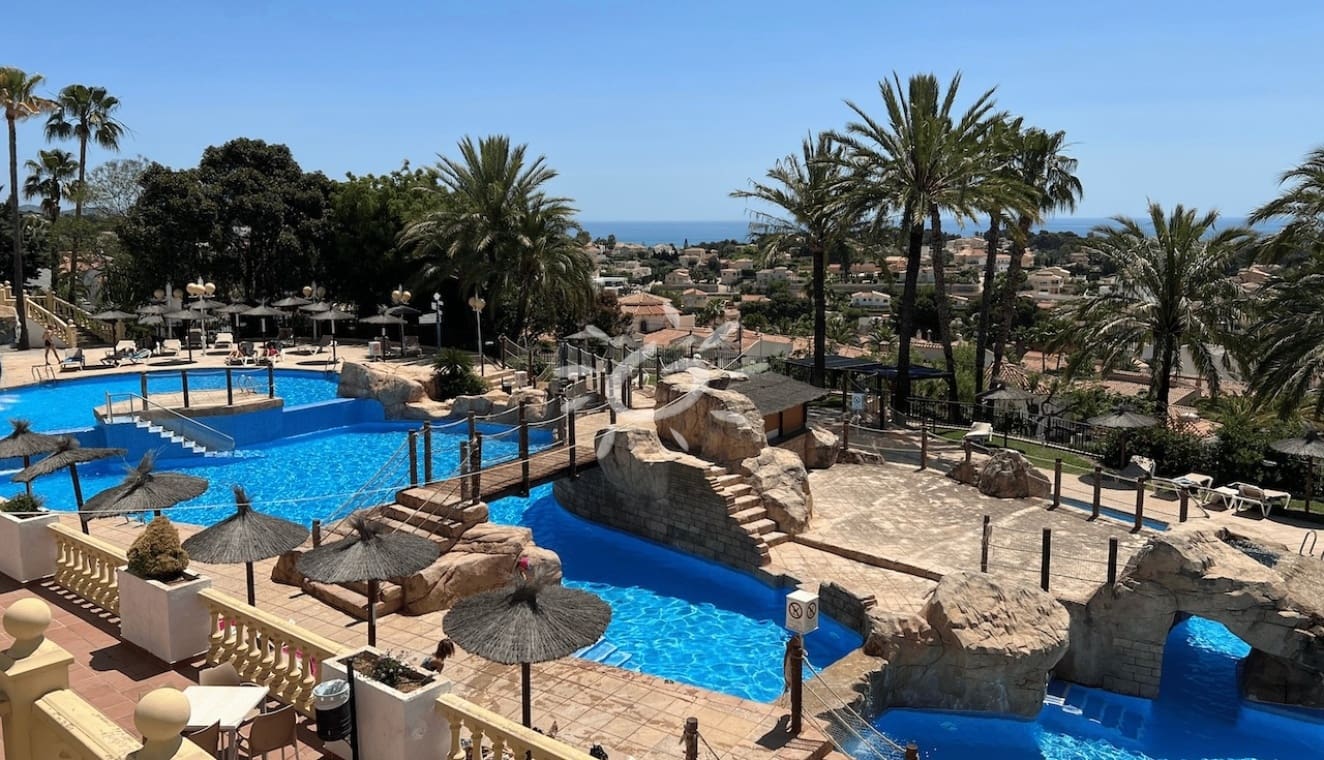 1 chambre Bungalow à vendre à Calpe / Calp avec piscine garage - 190 000 € (Ref: 9896892)