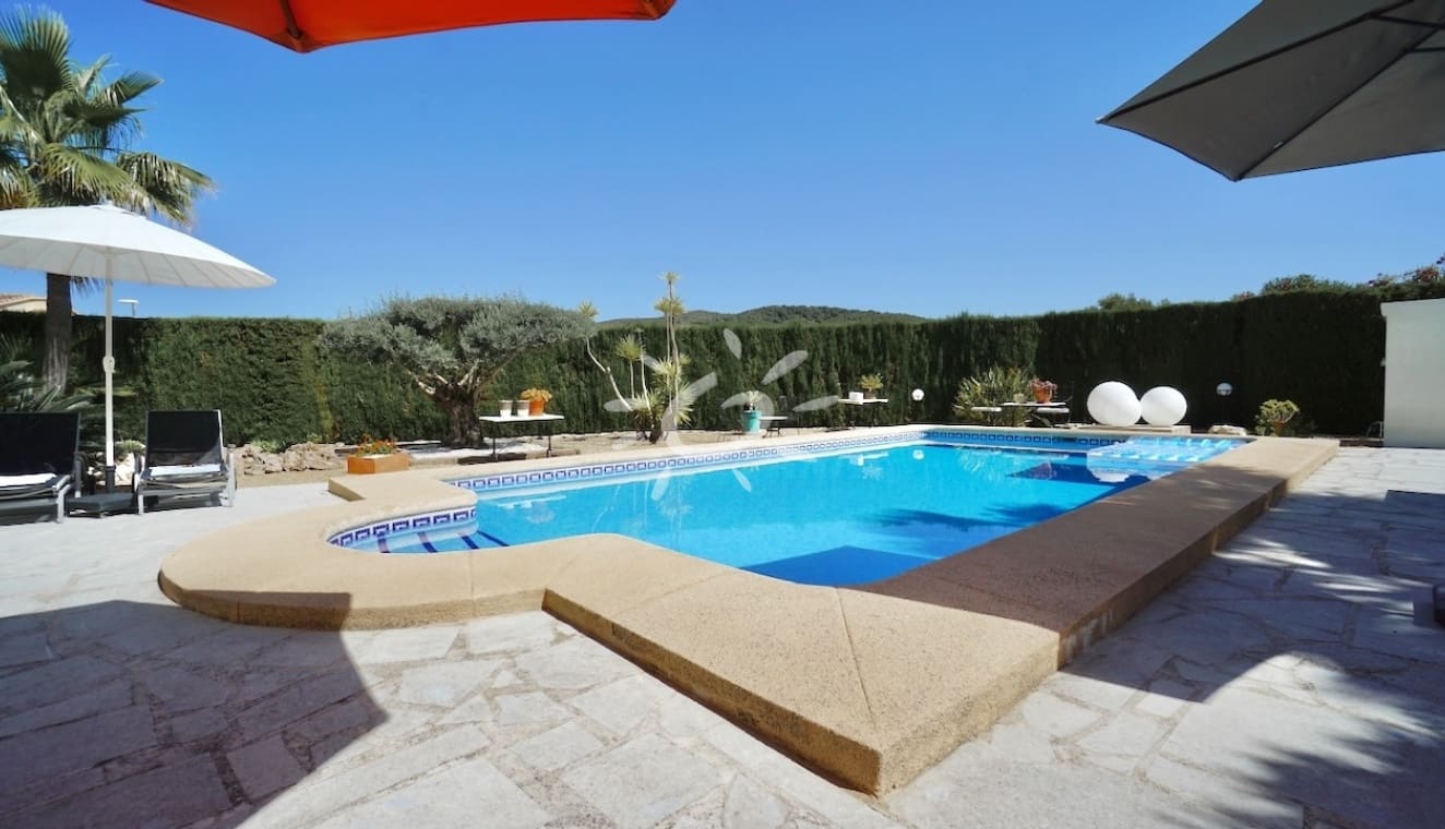 3 bedroom Villa for sale in Benitachell / Benitatxell with pool garage - € 669,000 (Ref: 9938989)