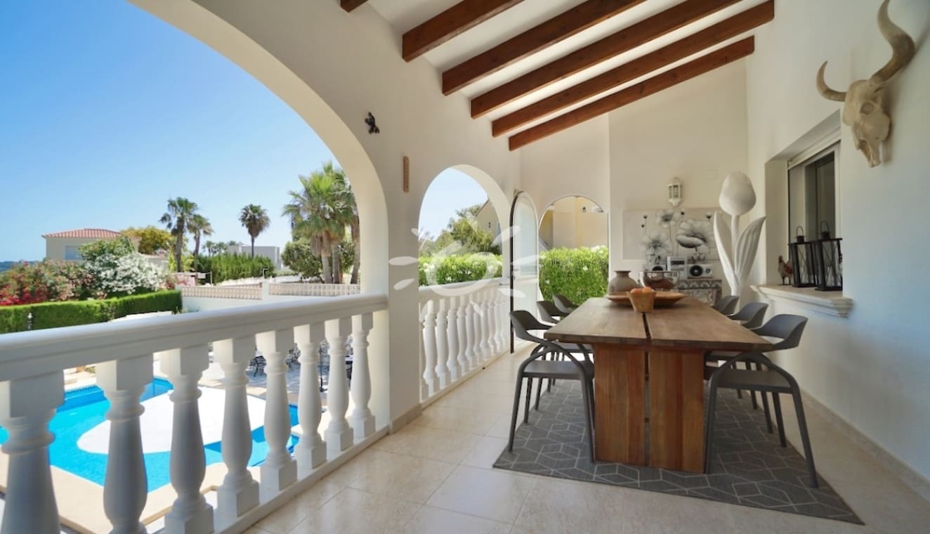 3 bedroom Villa for sale in Benitachell / Benitatxell with pool garage - € 669,000 (Ref: 9938989)