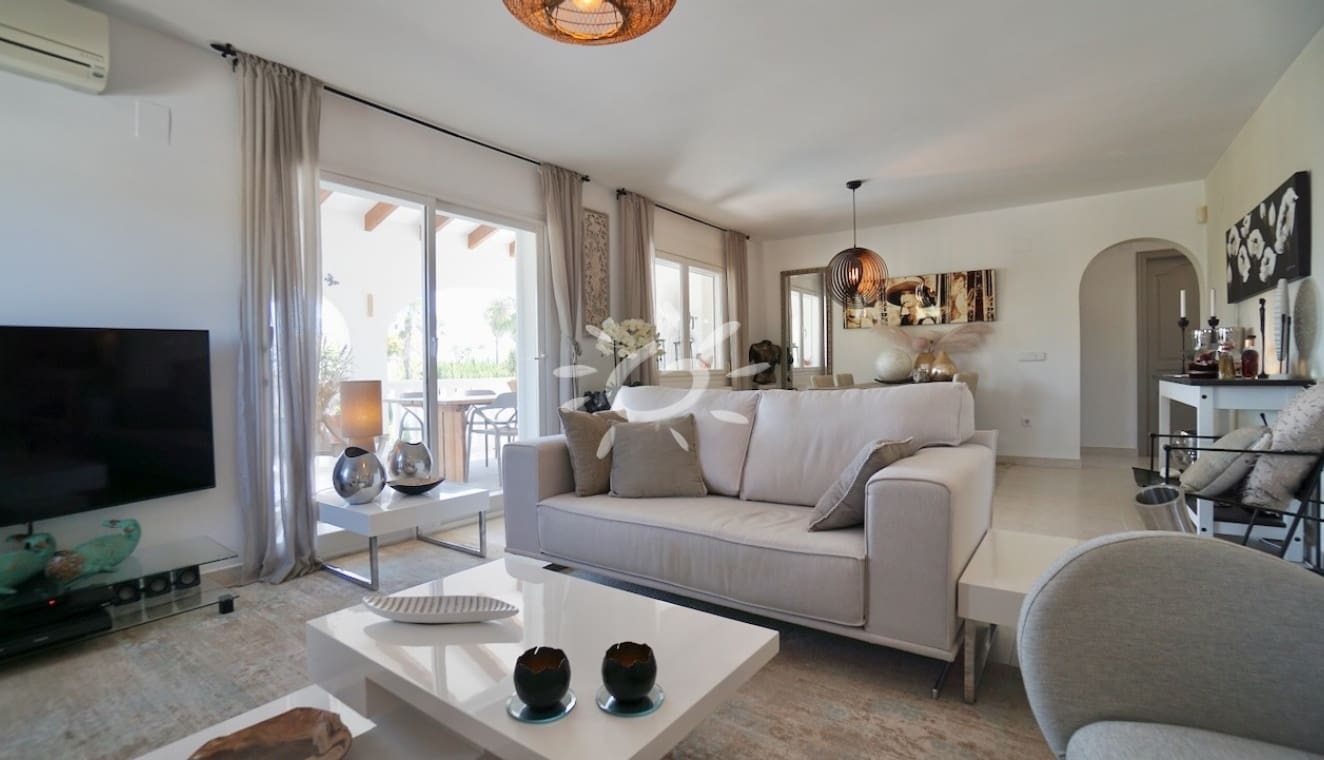 3 bedroom Villa for sale in Benitachell / Benitatxell with pool garage - € 669,000 (Ref: 9938989)