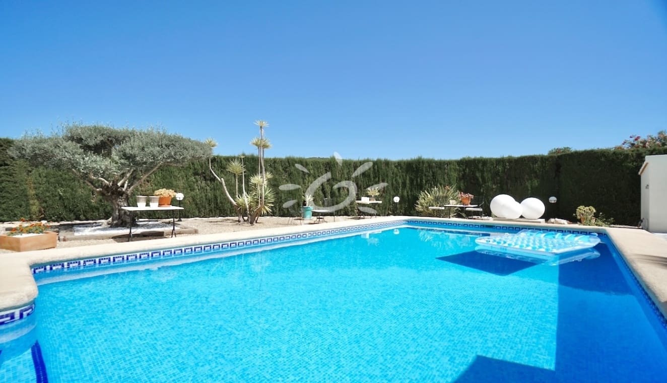 3 bedroom Villa for sale in Benitachell / Benitatxell with pool garage - € 669,000 (Ref: 9938989)