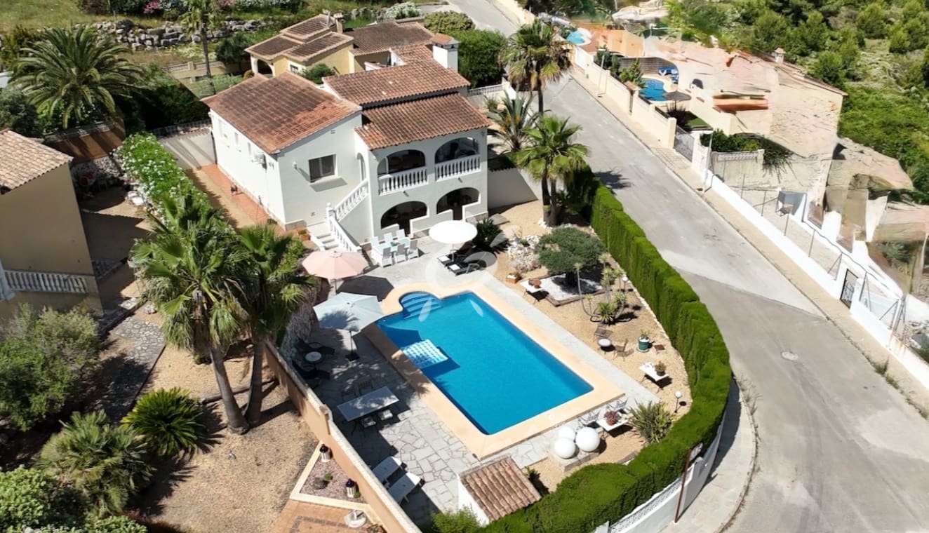 3 bedroom Villa for sale in Benitachell / Benitatxell with pool garage - € 669,000 (Ref: 9938989)