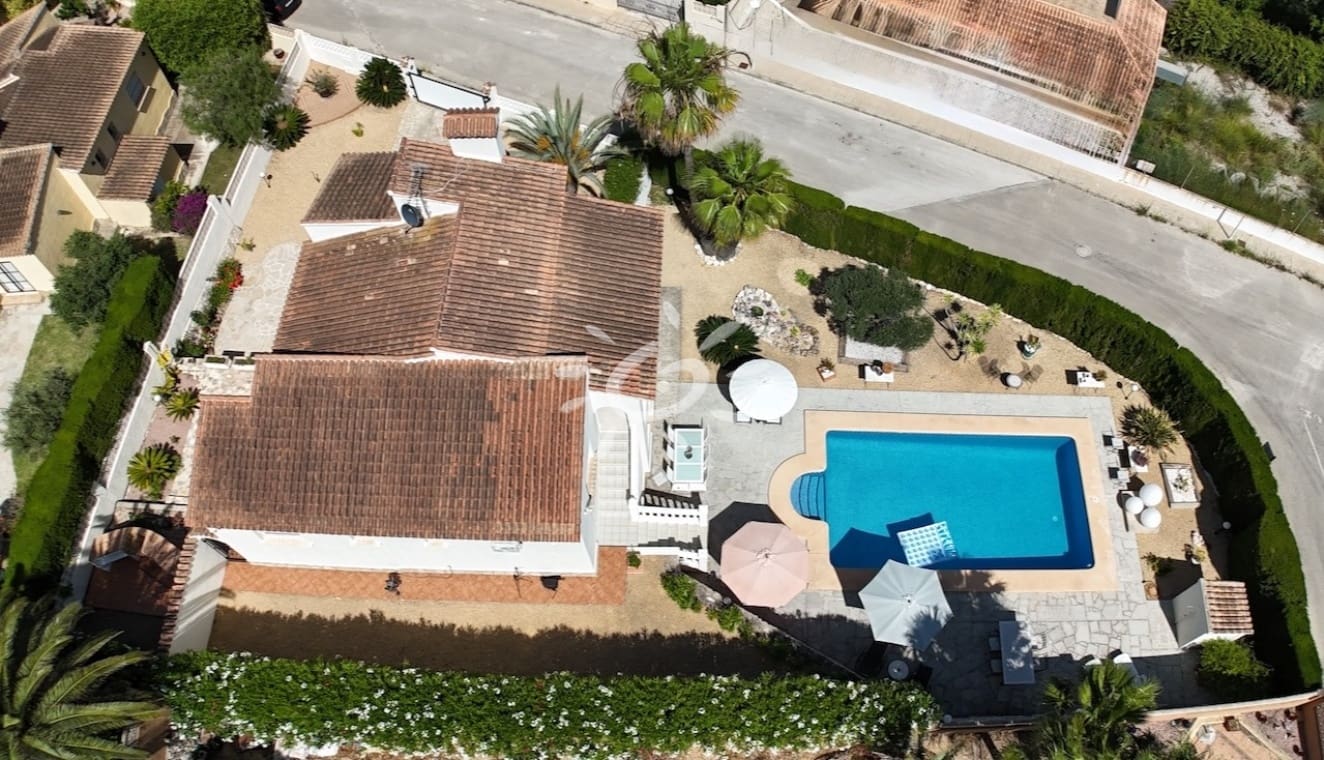 3 bedroom Villa for sale in Benitachell / Benitatxell with pool garage - € 669,000 (Ref: 9938989)