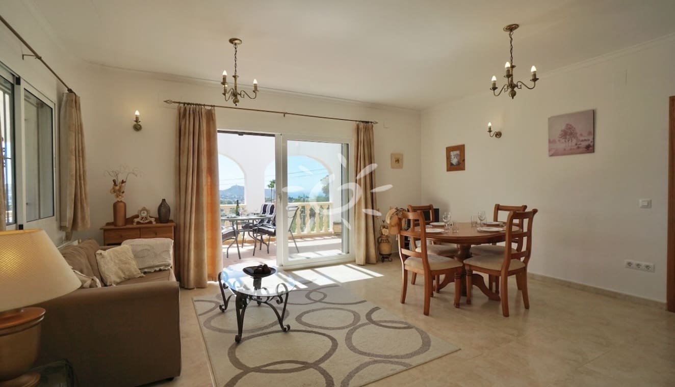 3 makuuhuone Huvila myytävänä paikassa Moraira mukana uima-altaan - 595 000 € (Ref: 9946573)