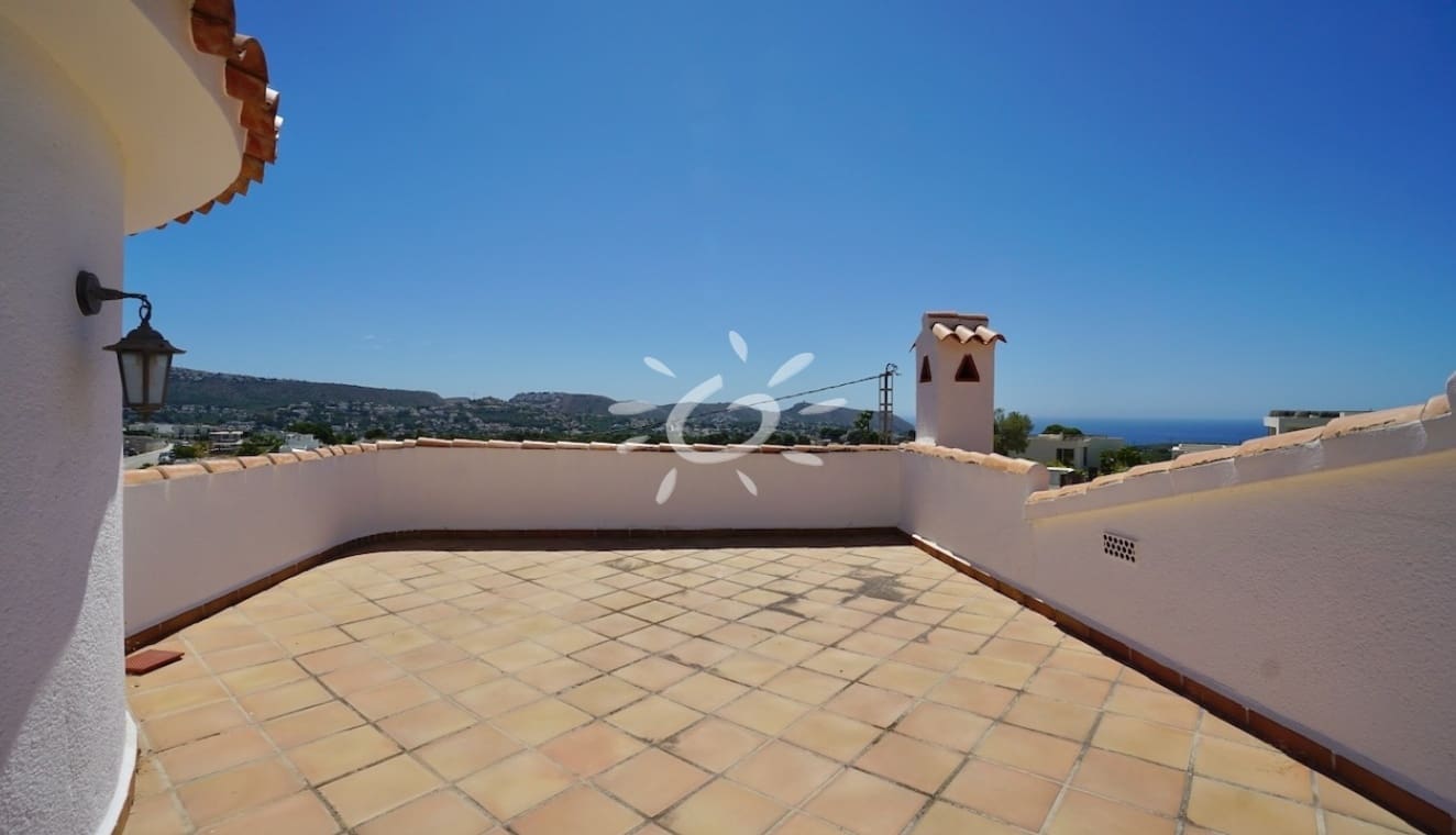 3 makuuhuone Huvila myytävänä paikassa Moraira mukana uima-altaan - 595 000 € (Ref: 9946573)