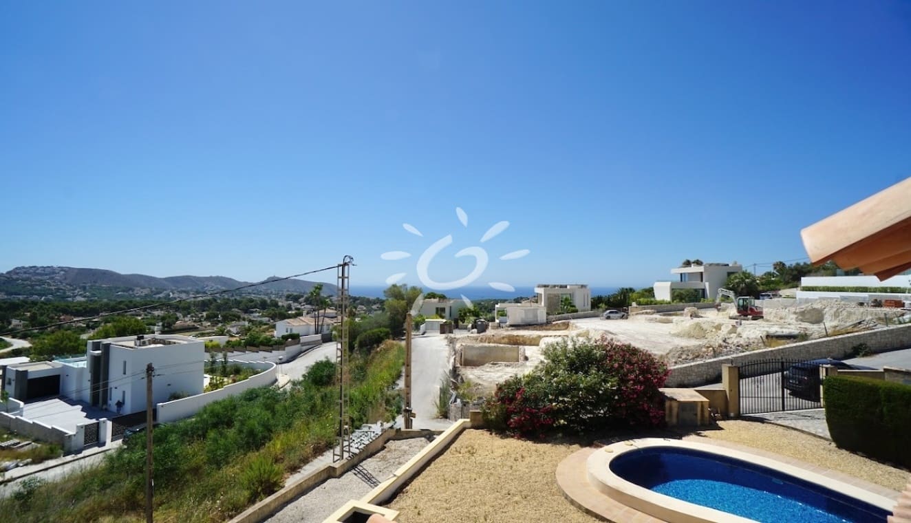 3 makuuhuone Huvila myytävänä paikassa Moraira mukana uima-altaan - 595 000 € (Ref: 9946573)