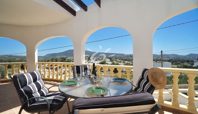 3 soverom Villa til salgs i Moraira, Teulada-Moraira med svømmebasseng - € 595 000 (Ref: 9946573)