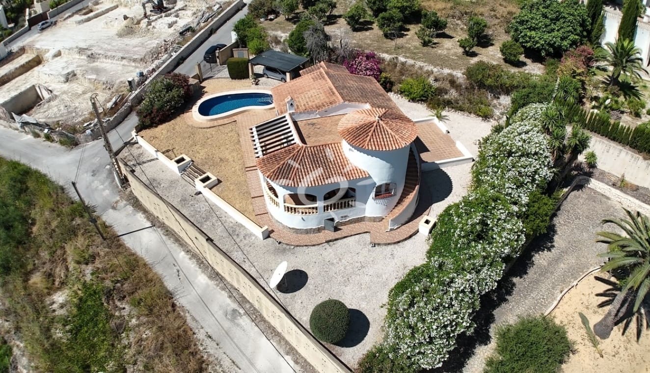 3 makuuhuone Huvila myytävänä paikassa Moraira mukana uima-altaan - 595 000 € (Ref: 9946573)