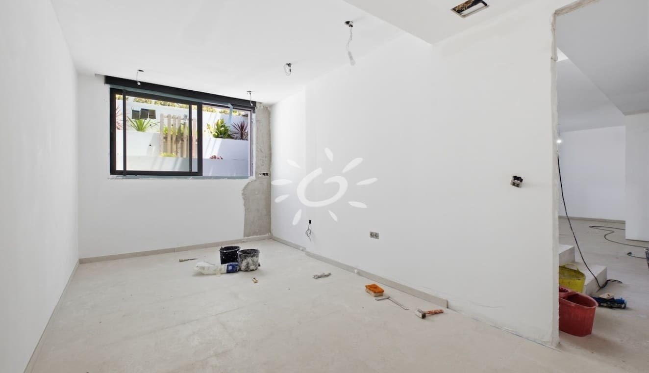 4 soverom Villa til salgs i Finestrat med svømmebasseng - € 950 000 (Ref: 9996195)