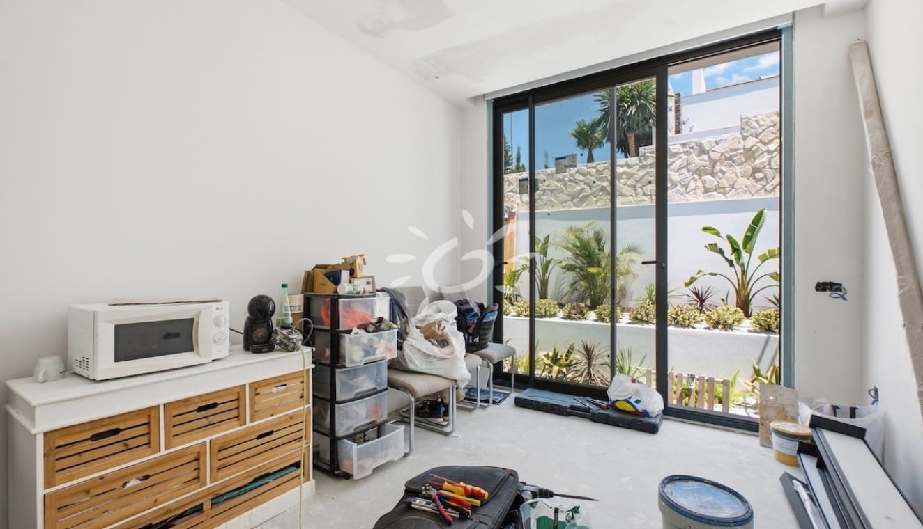 4 soverom Villa til salgs i Finestrat med svømmebasseng - € 950 000 (Ref: 9996195)
