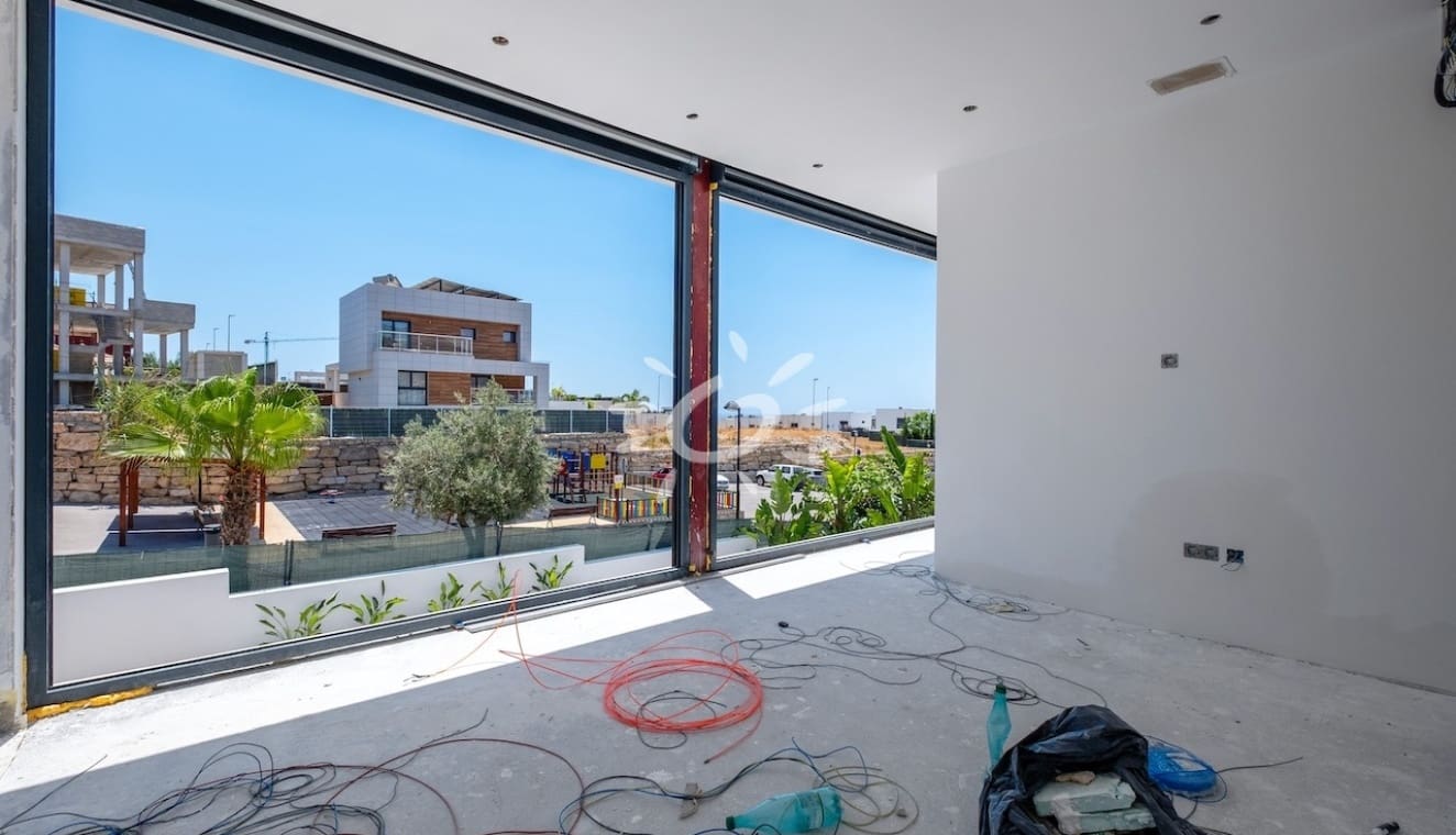 4 soverom Villa til salgs i Finestrat med svømmebasseng - € 950 000 (Ref: 9996195)