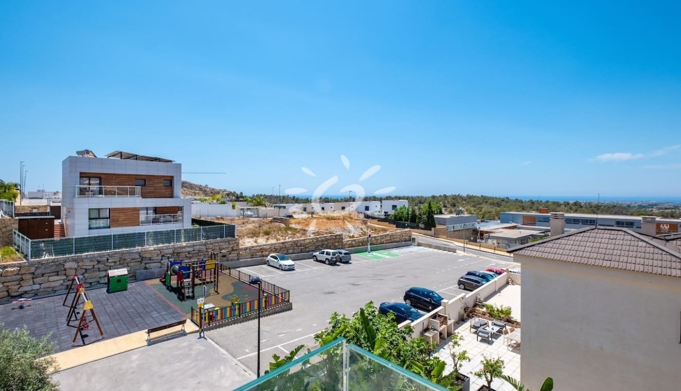 4 soverom Villa til salgs i Finestrat med svømmebasseng - € 950 000 (Ref: 9996195)