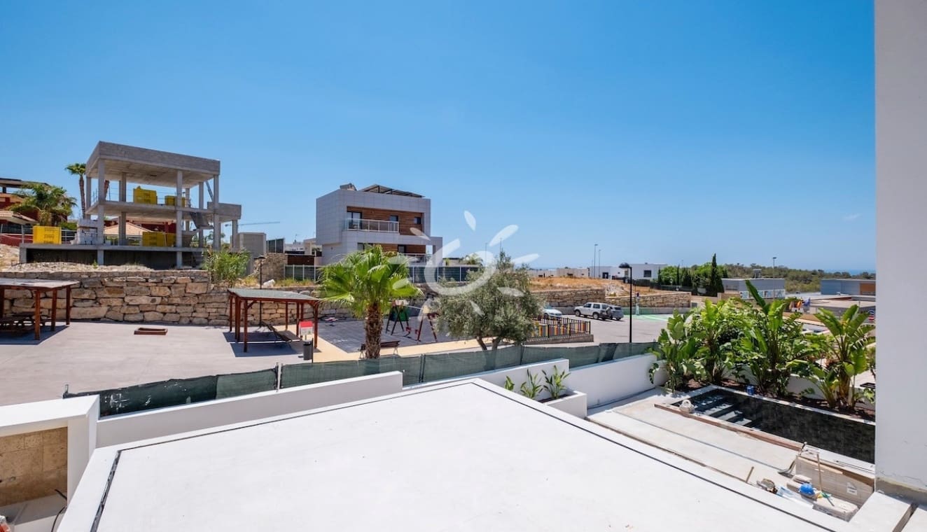 4 soverom Villa til salgs i Finestrat med svømmebasseng - € 950 000 (Ref: 9996195)