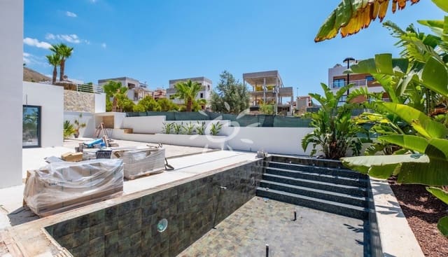 4 chambre Villa/Maison à vendre à Finestrat avec piscine - 890 000 € (Ref: 9996195)
