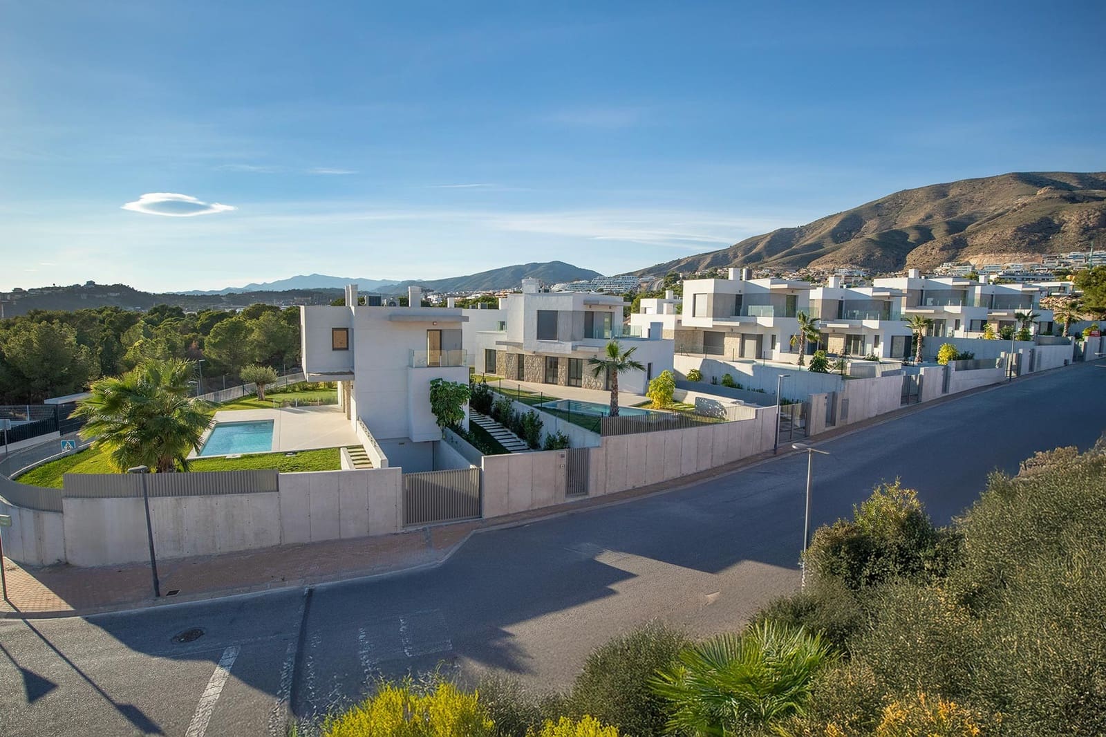 3 quarto Moradia para venda em Finestrat com piscina garagem - 895 000 € (Ref: 10012231)