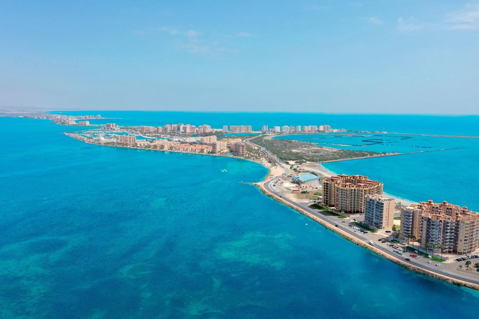 3 soveværelse Lejlighed til salg i La Manga del Mar Menor med swimmingpool garage - € 390.000 (Ref: 10014784)